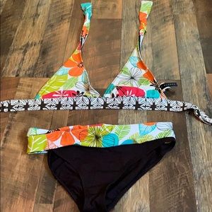 LA BLANCA BIKINI SET